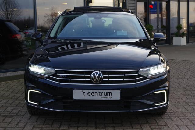 Volkswagen PASSAT Variant 1.4 TSI PHEV GTE 218 PK BNS, Panoramadak, LED, Keyless, Trekhaak, Camera, Head-Up