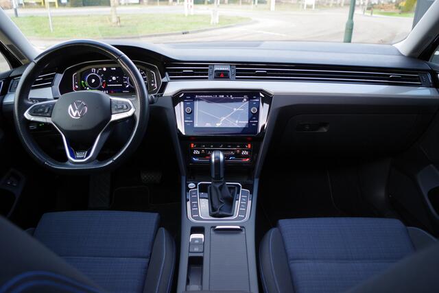 Volkswagen PASSAT Variant 1.4 TSI PHEV GTE 218 PK BNS, Panoramadak, LED, Keyless, Trekhaak, Camera, Head-Up