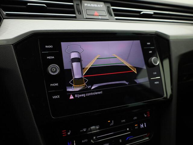 Volkswagen PASSAT Variant 1.4TSI 160kW/218PK PHEV GTE Business · Navigatie · Apple/Android Car Play · Camera + Parkeersensoren