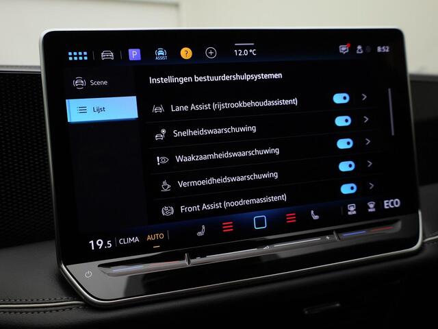 Volkswagen PASSAT Variant 1.5eHybrid 150kW/204PK Business DSG · Trekhaak · Apple/Android Car Play · Massagefunctie · Camera + Parkeersensoren · Stoelverwarming · Head-up display · Garantie t/m 03-04-2027