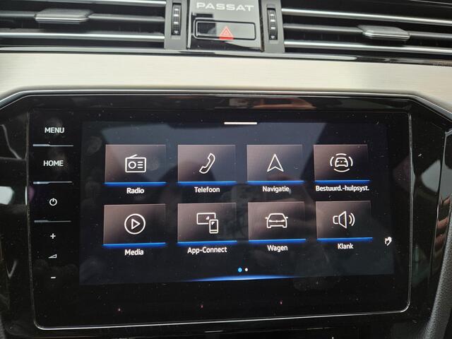 Volkswagen PASSAT Variant 1.5 TSI R-Line Business +