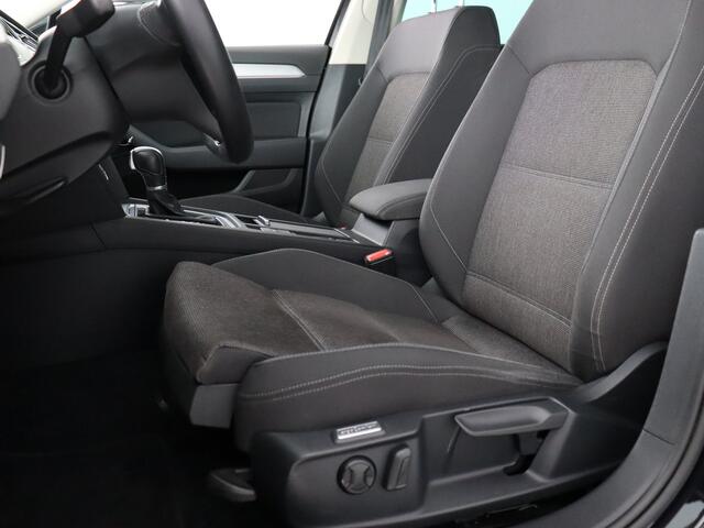 Volkswagen PASSAT 1.4 TSI Comfortline Business (NL-Auto / Pano / Camera / ACC / 19'')