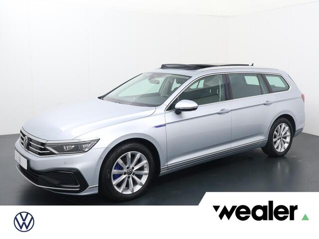 Volkswagen PASSAT Variant 1.4 TSI PHEV GTE Business | 218 PK | SoH 91% | Trekhaak | Panoramadak | 360 graden camera (Area View) | Adaptive cruise control |