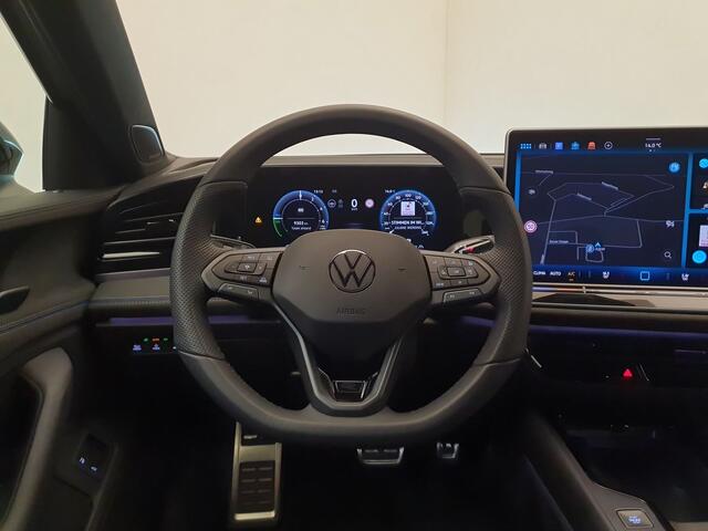 Volkswagen PASSAT Variant 1.5 eHybrid 272pk DSG/AUT R-Line Wegklapbare trekhaak, Harman/Kardon, Leder