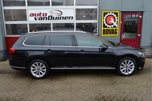 Volkswagen PASSAT Variant 1.4 TSI PHEV GTE Business O.a: Org. N.L., Key-Less, Adaptive cruise, Navi, Matrix verl., Camera, Etc.. Rijklaar! All-in prijs!
