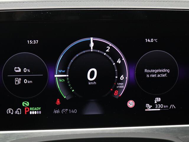 Volkswagen PASSAT Variant 1.5 eHybrid R-Line Edition 272PK DSG SOH 100%, Pano-Schuifdak, Trekhaak, Black Style, Keyless, Side Assist, Elektr. Achterklep, Voorruitverwarming, Stoel-Stuurverwarming, 18" LM Velgen, Navi