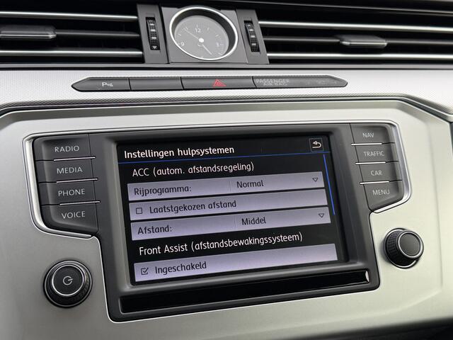 Volkswagen PASSAT Variant 1.4 TSI ACT Highline Automaat/Trekhaak/Camera.
