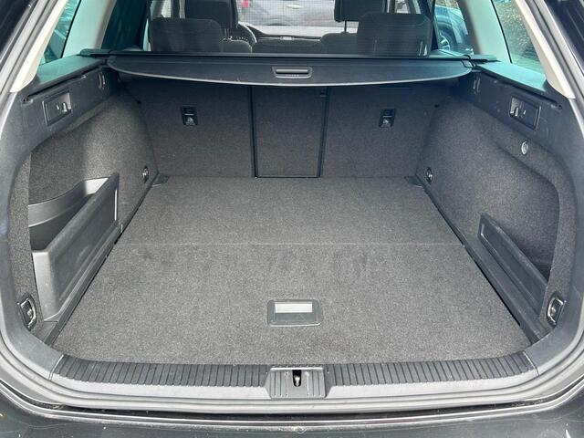 Volkswagen PASSAT Variant 1.4 TSI PHEV GTE Business | HUD | Camera | Apple Carplay | Trekhaak |