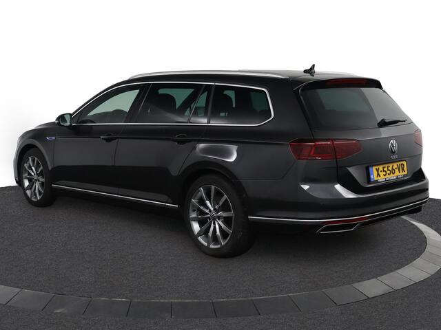 Volkswagen PASSAT Variant GTE 1.4 TSI 218 PK PHEV Highline - Virtual Cockpit - LED Matrix IQ - dynaudio speakers - Navigatie Pro - Zwarte hemel - DSG - Adaptieve Cruise control -