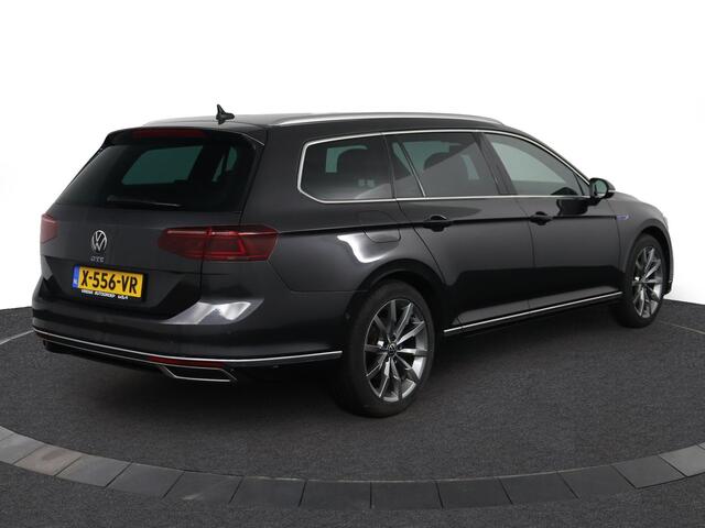 Volkswagen PASSAT Variant GTE 1.4 TSI 218 PK PHEV Highline - Virtual Cockpit - LED Matrix IQ - dynaudio speakers - Navigatie Pro - Zwarte hemel - DSG - Adaptieve Cruise control -