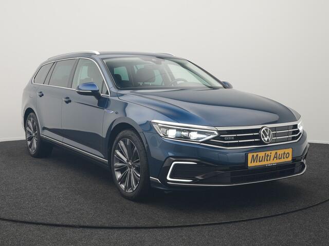 Volkswagen PASSAT Variant GTE Business Plug in Hybrid 218pk Dealer O.H PHEV | Trekhaak af Fabriek | Adaptive Cruise | Alcantara Sportstoelen Memory & Massage | Virtual | Parkassist & Camera | 18"L.M | Matrix LED | Keyless |