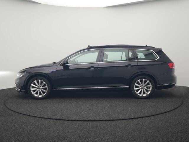 Volkswagen PASSAT Variant GTE Business Plug In Hybrid 218pk Dealer O.H PHEV | Panodak | Adaptive Cruise | Sportstoelen Massage & Verwarmd | Camera | Apple Carplay | BLIS | LED Koplampen |