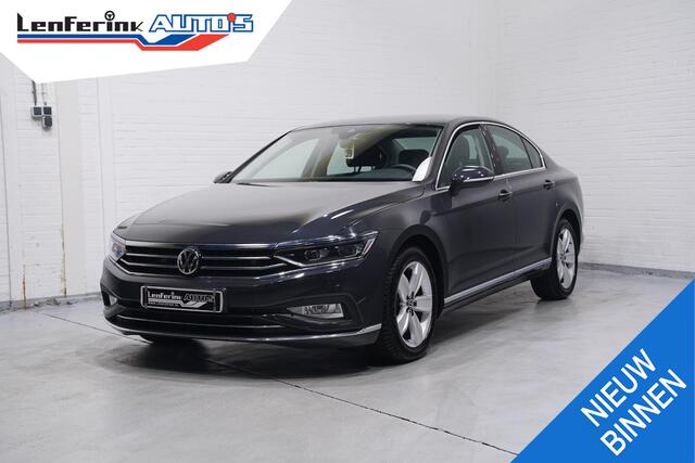 Volkswagen PASSAT 1.5 TSI Elegance 1e Eig. NAP DAB ACC Virtual cockpit Navi Clima Apple-carplay Sportstoelen Leder-alcantara Stoelverwarming PDC-v+a