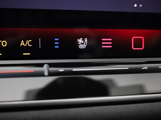 Volkswagen PASSAT Variant 1.5eHybrid 200kW/272PK R-Line DSG · Panoramadak · Trekhaak · Leder · Garantie t/m 05-05-2030 of 100000km