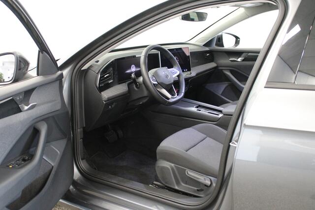 Volkswagen PASSAT Variant 1.5 eTSI Business