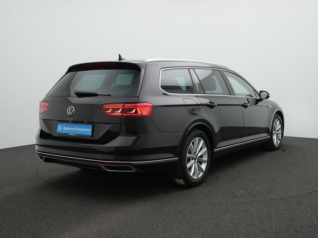 Volkswagen PASSAT Variant 1.4 TSI PHEV 218 pk GTE | Trekhaak | Leder | IQ Light | Stuur/stoelverwarming