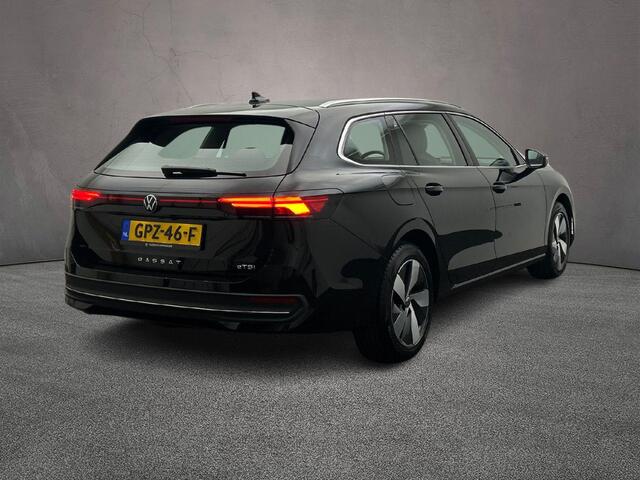 Volkswagen PASSAT Variant Business 1.5 eTSI 150pk DSG Automaat Trekhaak, Adaptive cruise control, Navigatie, Achteruitrijcamera, LED koplampen, Stoelverwarming