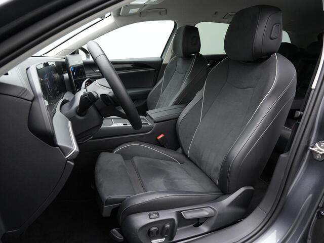 Volkswagen PASSAT Variant 1.5 eHybrid 204 pk Business | Trekhaak | Head-up display | Stuur-/stoelverwarming | Achteruitrijcamera