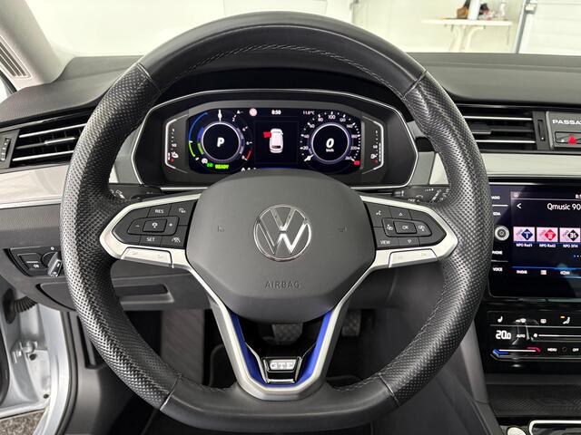 Volkswagen PASSAT Variant 1.4 TSI PHEV GTE Business | SCHUIF-KANTEL | ACC | STOELVERW. | CAMERA |