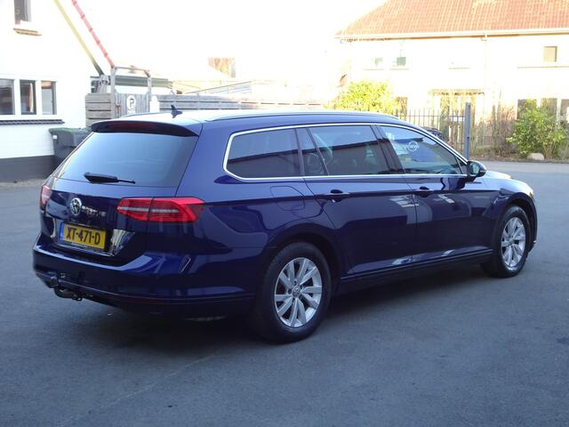 Volkswagen PASSAT Variant 1.5 TSI Comfortline Business Automatische airco, navigatie, trekhaak, licht metalen velgen, elektr achterklep, camera, parkeersensoren, led verlichting, automaat, enz.