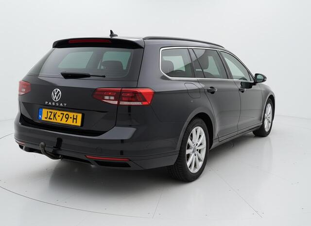 Volkswagen PASSAT Variant 1.5 TSI Comfortline Business TREKHAAK - CAMERA