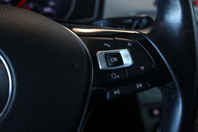 Volkswagen PASSAT Variant 1.4 TSI ACT Comfortline LED Matrix | Cruise | Navi | Bluetooth | Clima | 19" LMV | Privacy glass | PDC V+A