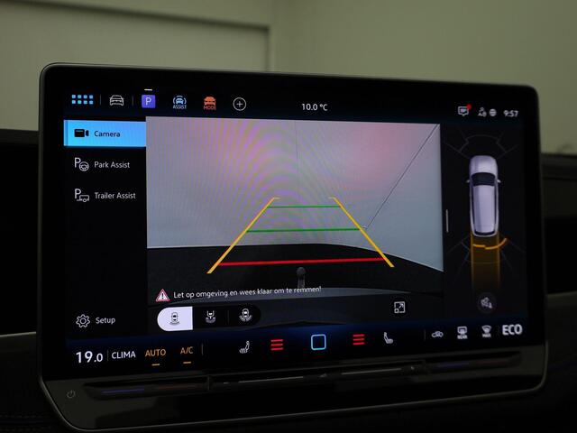Volkswagen PASSAT Variant 1.5eHybrid 200kW/272PK R-Line Edition · Panoramadak · Trekhaak · Apple/Android · Garantie t/m 15-07-2030 of 100000km.