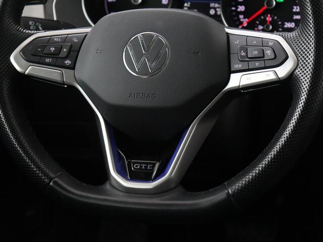 Volkswagen PASSAT 1.4 TSI PHEV GTE | Stoelverwarming | Adaptive cruise | Carplay | Navigatie | 18'' | Matrix LED | Parkeerhulp | Bluetooth | Plug In