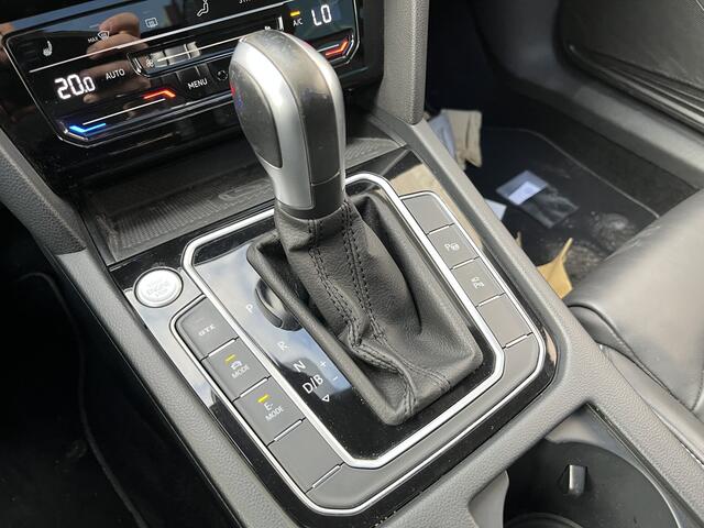 Volkswagen PASSAT Variant 1.4 TSI PHEV GTE / AUTOMAAT/ TREKHAAK/ PANO/ LEER/ ELEK.KLEP/ STUUR+STOELVERWARM.V+A/ PARK.SENSOR.V+A/ 360 CAMERA/ MEMORY SEAT/ DCC/ DODEHOEK/ ACC/ APP-CONNECT/ HEAD-UP/ KEYLESS/ NAVI/ LED/ DAB/ CLIMA