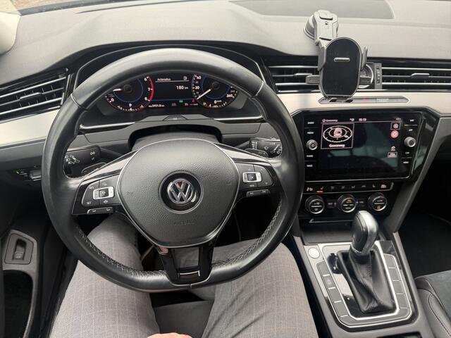 Volkswagen PASSAT Variant 1.5 TSI Highline Business R Bj 2019 Km 81.000 Nap 2e eigenaar Vol optie !!