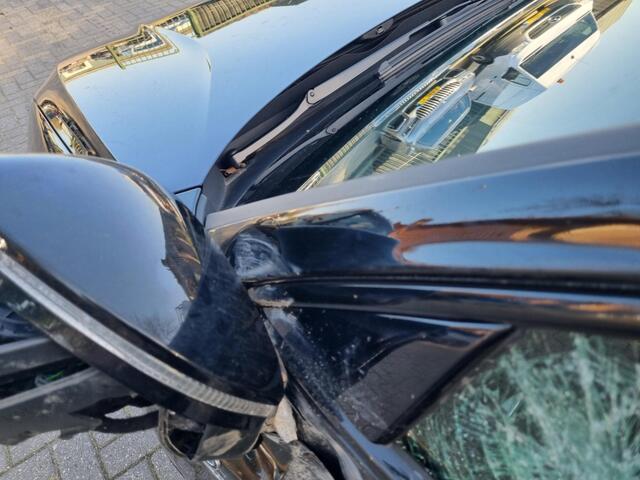 Volkswagen PASSAT Variant 1.5 eTSI DSG R-Line Pano Stoelverw Led