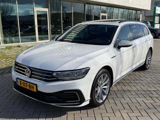 Volkswagen PASSAT Variant 1.4 TSI PHEV GTE Bns