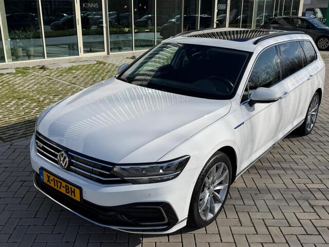 Volkswagen PASSAT Variant 1.4 TSI PHEV GTE Bns