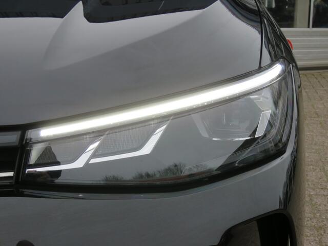 Volkswagen PASSAT 1.5 eHybrid 204pk Elegance / Trekhaak / Head up / Stoel en stuurverw. / IQ Light / FABRIEKS garantie