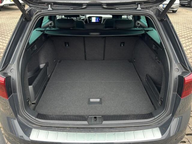 Volkswagen PASSAT 1.4 TSI PHEV GTE TREKHAAK/IQ-LIGHTS/CAMERA/HUD