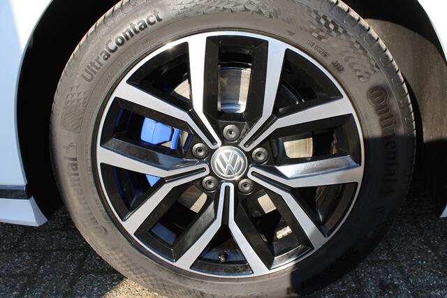 Volkswagen PASSAT Variant 1.4 218pk TSI PHEV GTE Business | Panoramadak | Adaptieve cruise | Stoelverwarming | Elektrische kofferklep