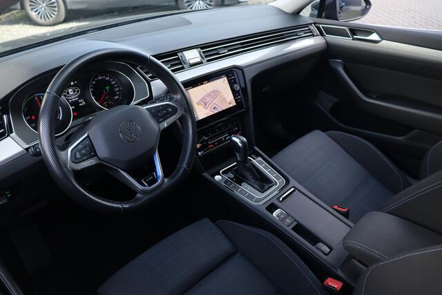 Volkswagen PASSAT Variant 1.4 TSI PHEV GTE | ACC | Camera | DAB |