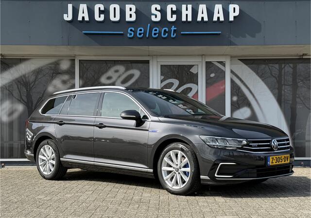 Volkswagen PASSAT Variant 1.4 TSI PHEV GTE / Trekhaak (1.600 KG) / Keyless / Carplay / Sensoren V+A / camera /