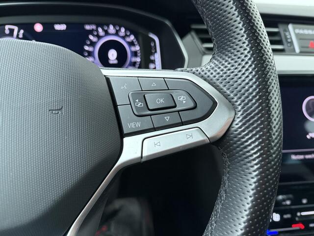 Volkswagen PASSAT Variant 1.4 TSI PHEV GTE Business | 218 PK | SoH 91% | Trekhaak | Panoramadak | Achterklep Easy Open | 360 graden camera (Area View) |