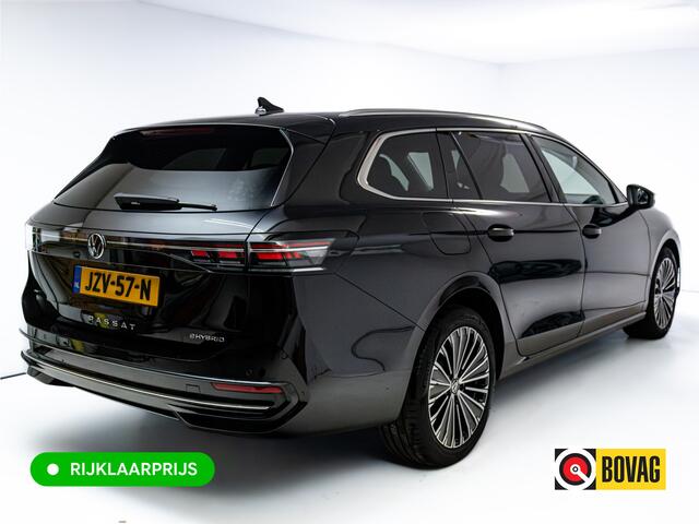 Volkswagen PASSAT Variant 1.5 eHybrid Elegance Business | Elec. Trekhaak | Matrix Led | Stoel- & Stuurverwarming + massage | Verlichte led strip, Ergo stoel, Sfeerverlichting, Navigatie, App. connect, Zomer en winterset om LMV