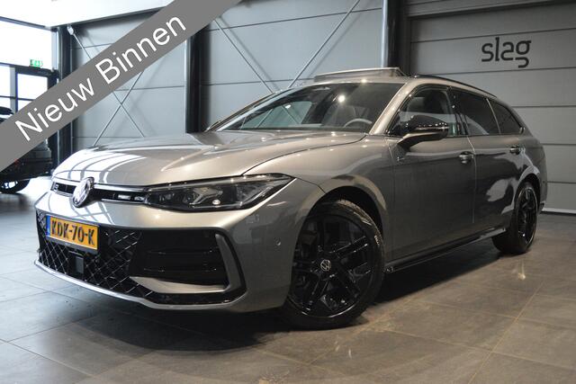 Volkswagen PASSAT Variant 2.0 TDI 3X R-LINE head up pano trekhaak 18 inch 150 pk !!