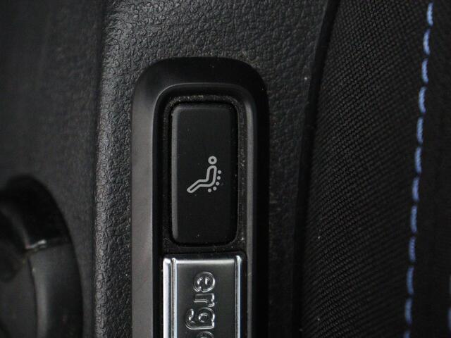 Volkswagen PASSAT 1.4 TSI PHEV GTE Business | Adaptive Cruise | Stoelverwarming | Trekhaak | Carplay | Massage | Camera