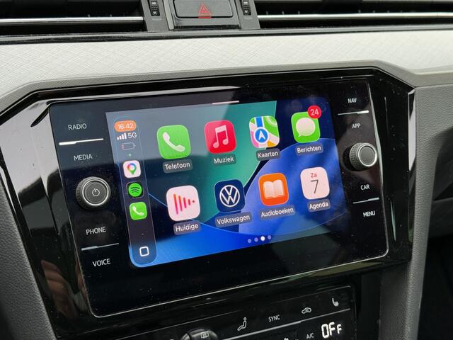 Volkswagen PASSAT Variant 1.4 TSI PHEV GTE | Camera | Pano | Stoelverwarming