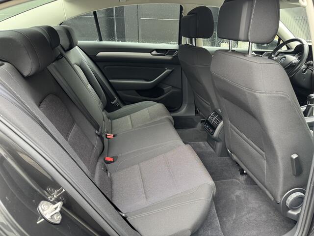 Volkswagen PASSAT 1.4 TSI Originele Nederlandse auto, Comfortline Comfort stoelen, ACC, Navigatie Pro, Lmv