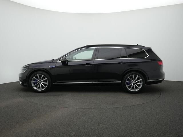 Volkswagen PASSAT Variant 1.4 TSI PHEV 218 pk GTE | IQ Light | Achteruitrijcamera | Elektrische achterklep | Stuur-/stoelverwarming | Adaptive Cruise | Navigatie