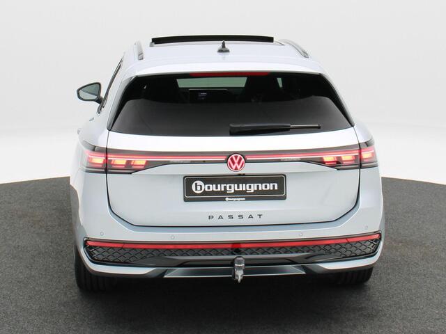 Volkswagen PASSAT R-Line Edition 1.5 eHybrid 204 PK | Trekhaak | Panoramadak | Black Style | Elektrisch verstelbare stoelen |