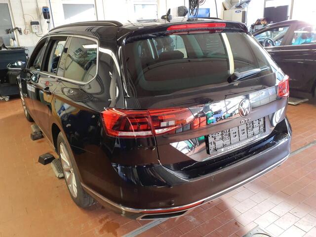 Volkswagen PASSAT 1.4 TSI PHEV GTE EL Treh+aKlep Camera el stoelverts Business