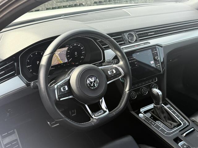 Volkswagen PASSAT Variant 1.5 TSI R-LINE I PANO I DSG I LEDER
