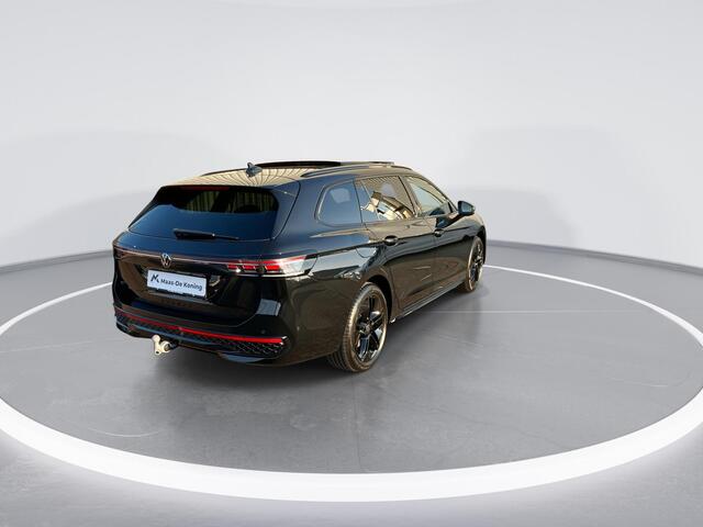 Volkswagen PASSAT Variant 1.5eHybrid 200kW/272PK R-Line Black Style DSG · Panoramadak · Trekhaak · Harman/Kardon sound · Camera · Garantie t/m 03-07-2030 of 100000km