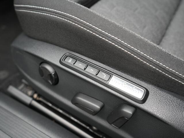 Volkswagen PASSAT Variant 1.4 TSI GTE Business PHEV 218pk Dealer O.H. | Trekhaak Af Fabriek | Adaptive Cruise | Camera | Sportstoelen Massage & Memory | Keyless | Apple Carplay | Blis | Stoelverwarming | Navigatie | DAB | Plug In Hybrid |